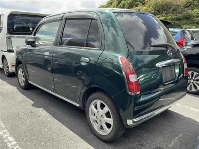 Daihatsu Mira Gino