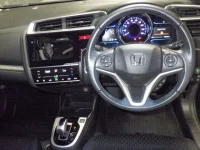 Цена авто Honda FIT HYBRID с аукционов Японии, номер кузова GP5, пробег 77 000, оценка 6