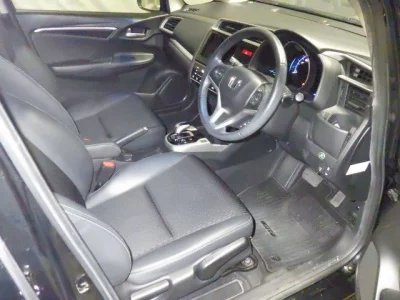 Статистика аукционов Honda FIT HYBRID