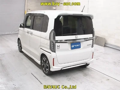 Honda N BOX CUSTOM