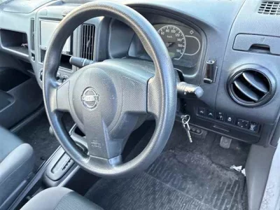 Nissan AD