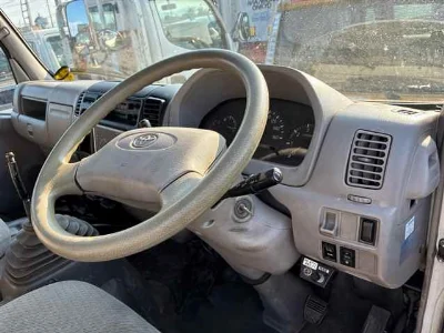TOYOTA DYNA