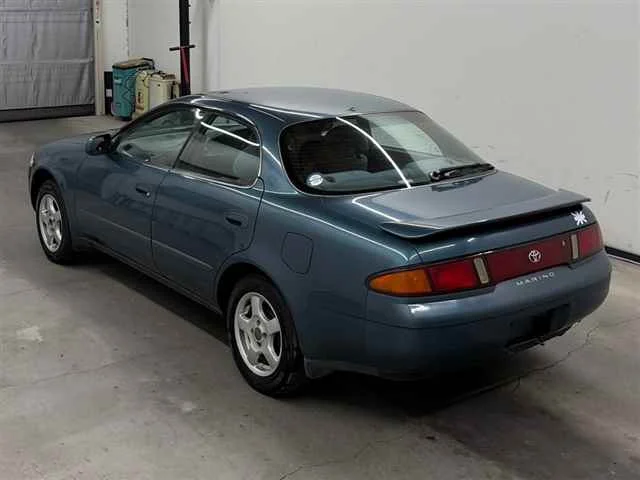 Toyota Sprinter Marino  с аукциона в Японии