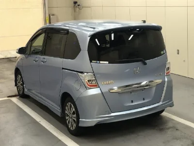 HONDA FREED