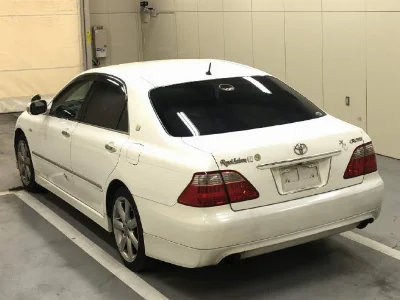 Статистика аукционов Toyota Crown