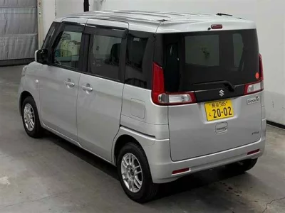 Suzuki Spacia