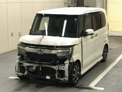 Honda N BOX CUSTOM