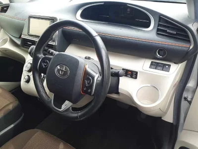 Toyota Sienta