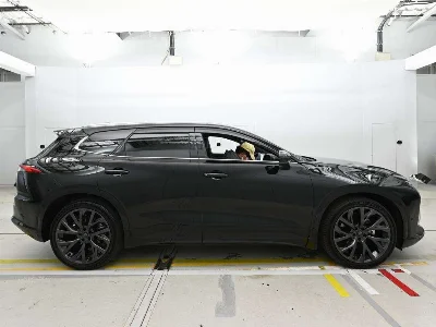 Toyota Crown Estate