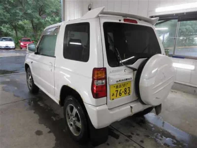 Mitsubishi Pajero Mini