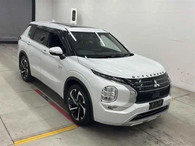 MITSUBISHI OUTLANDER PHEV