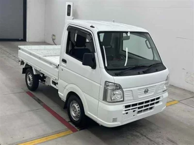 Nissan NT100 Clipper