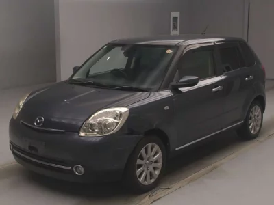 Mazda Verisa