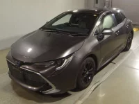 Цена авто Toyota Corolla Hatchback с аукционов Японии, номер кузова ZWE213H, пробег 37 000, оценка 8