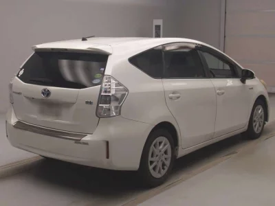 Статистика аукционов Toyota Prius Alpha
