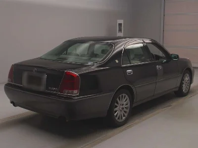 TOYOTA CROWN MAJESTA