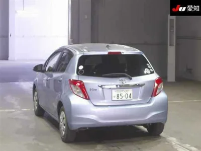 TOYOTA VITZ