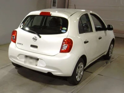 Nissan March