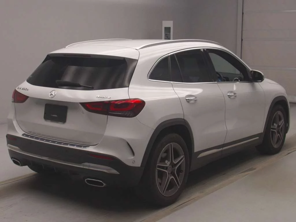 Mercedes-Benz GLA  с аукциона в Японии