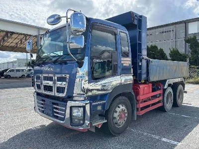 ISUZU GIGA