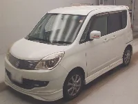 Цена авто Toyota Noah с аукционов Японии, номер кузова ZWR80G, пробег 78 000, оценка 2