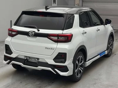 DAIHATSU ROCKY