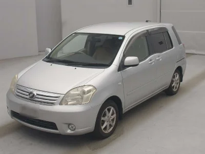 Toyota Raum
