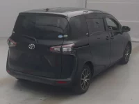 Цена авто Toyota Sienta с аукционов Японии, номер кузова NSP170G, пробег 58 000, оценка 8