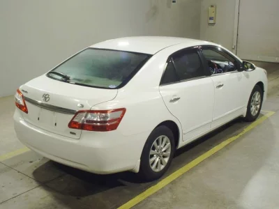 TOYOTA PREMIO