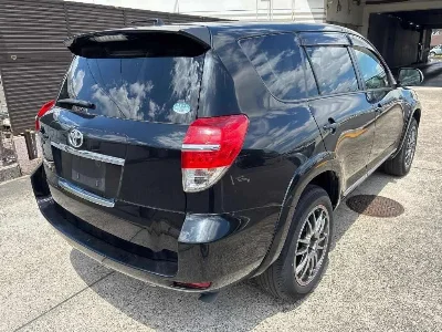 TOYOTA VANGUARD