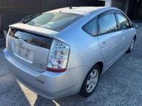 Цена авто Toyota Prius с аукционов Японии, номер кузова NHW20, пробег 123 000, оценка 4