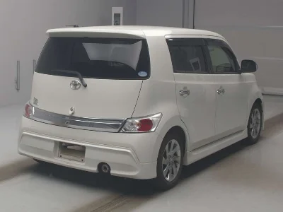 TOYOTA BB