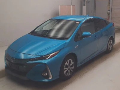 Toyota Prius PHV