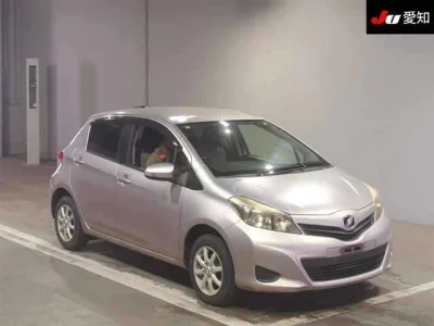 TOYOTA VITZ