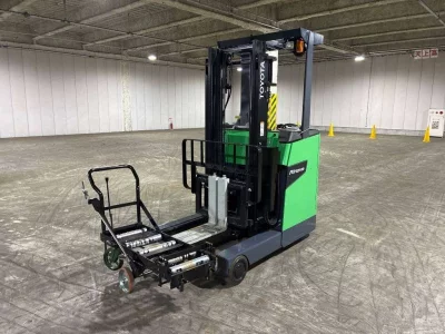 TOYOTA  FORKLIFT 