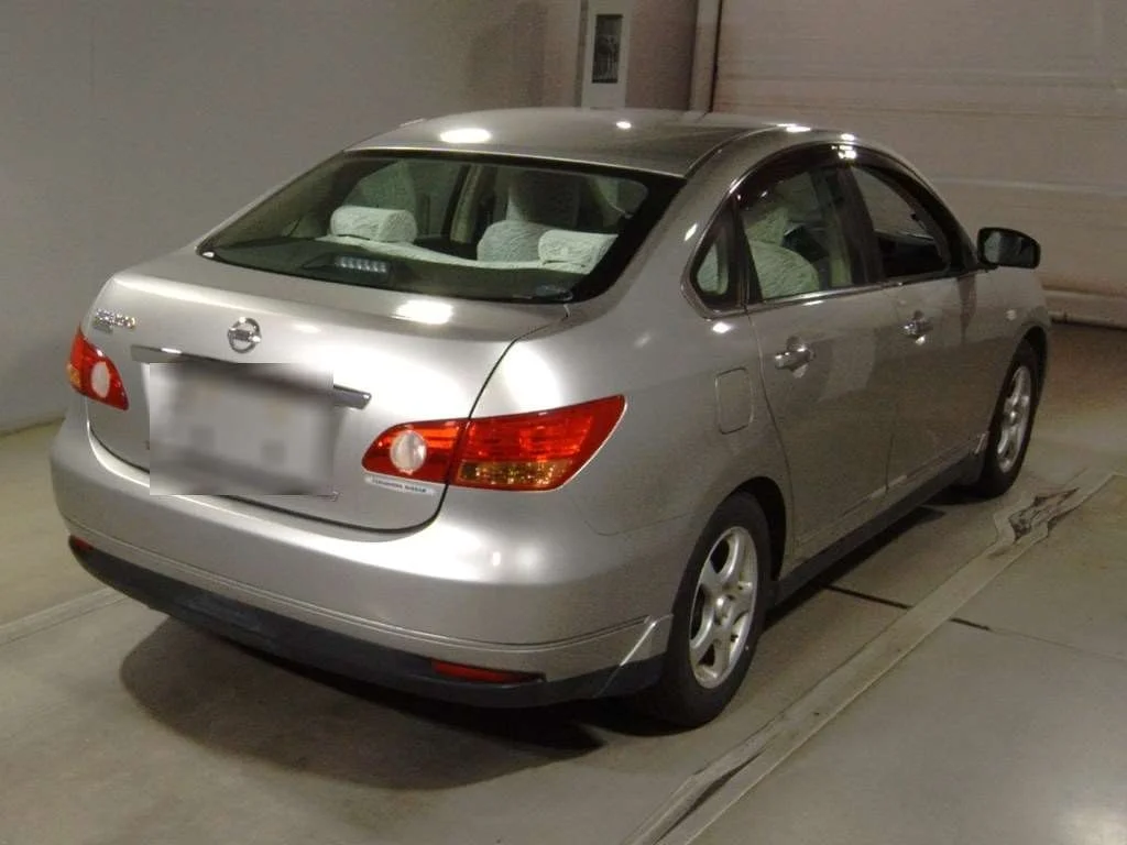 Nissan BLUEBIRD SYLPHY  с аукциона в Японии