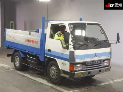 MITSUBISHI CANTER