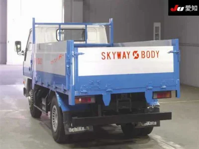 MITSUBISHI CANTER