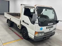 Цена авто Nissan Atlas с аукционов Японии, номер кузова AKR69EA, пробег 303 000, оценка 2