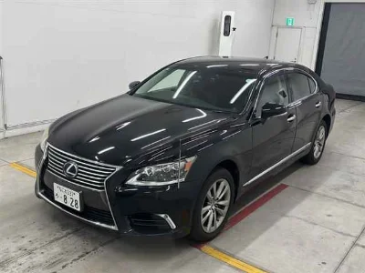 Lexus LS600h