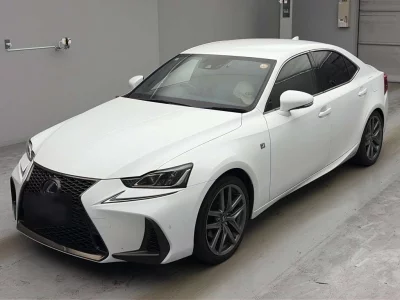 Lexus IS300h