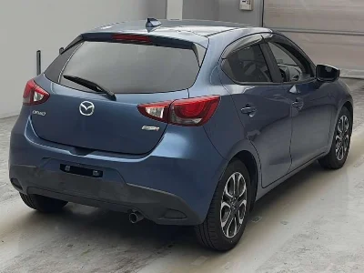 Статистика аукционов Mazda Demio