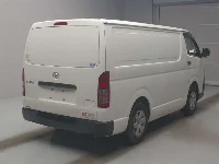 Цена авто Toyota HiAce Van с аукционов Японии, номер кузова TRH200V, пробег 23 000, оценка 8