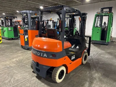 Toyota  FORKLIFT