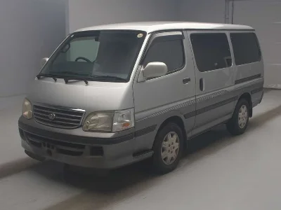 TOYOTA HIACE