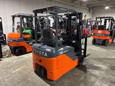 TOYOTA  FORKLIFT 