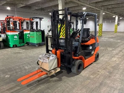 Toyota  FORKLIFT