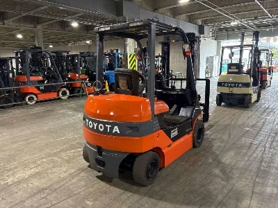 Toyota  FORKLIFT