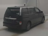 Цена авто Toyota Isis с аукционов Японии, номер кузова ZGM10W, пробег 208 000, оценка 2