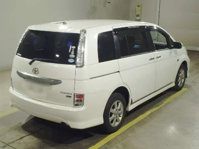 TOYOTA ISIS